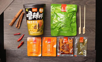 “嚕辣杯”世界杯期間“C位出道”，良品鋪?zhàn)尤绾谓璐驣P玩轉(zhuǎn)新零售？